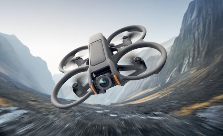 drone-fabrika-dji-avata-2